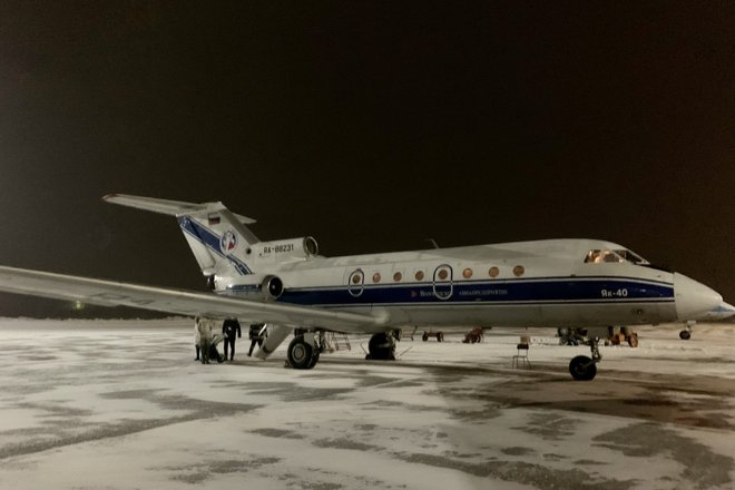 yak-40