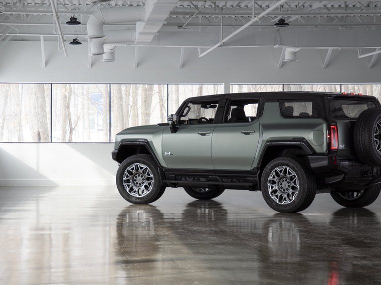 GMC Hummer EV SUV