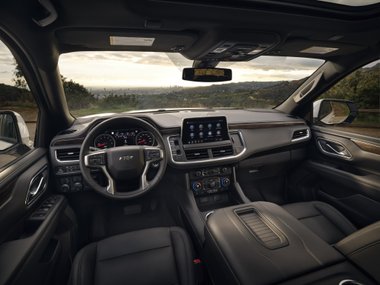 slide image for gallery: 27906 | Chevrolet Tahoe