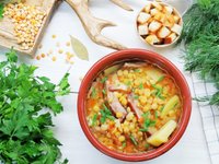 Content image for: 499172 | Вареная груша, суп с кнелями и еще 5 согревающих рецептов