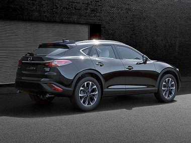 slide image for gallery: 21377 | Mazda CX-4