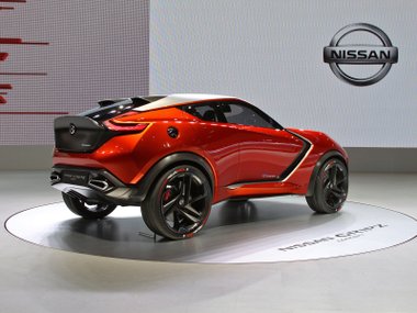 slide image for gallery: 18595 | Nissan Gripz
