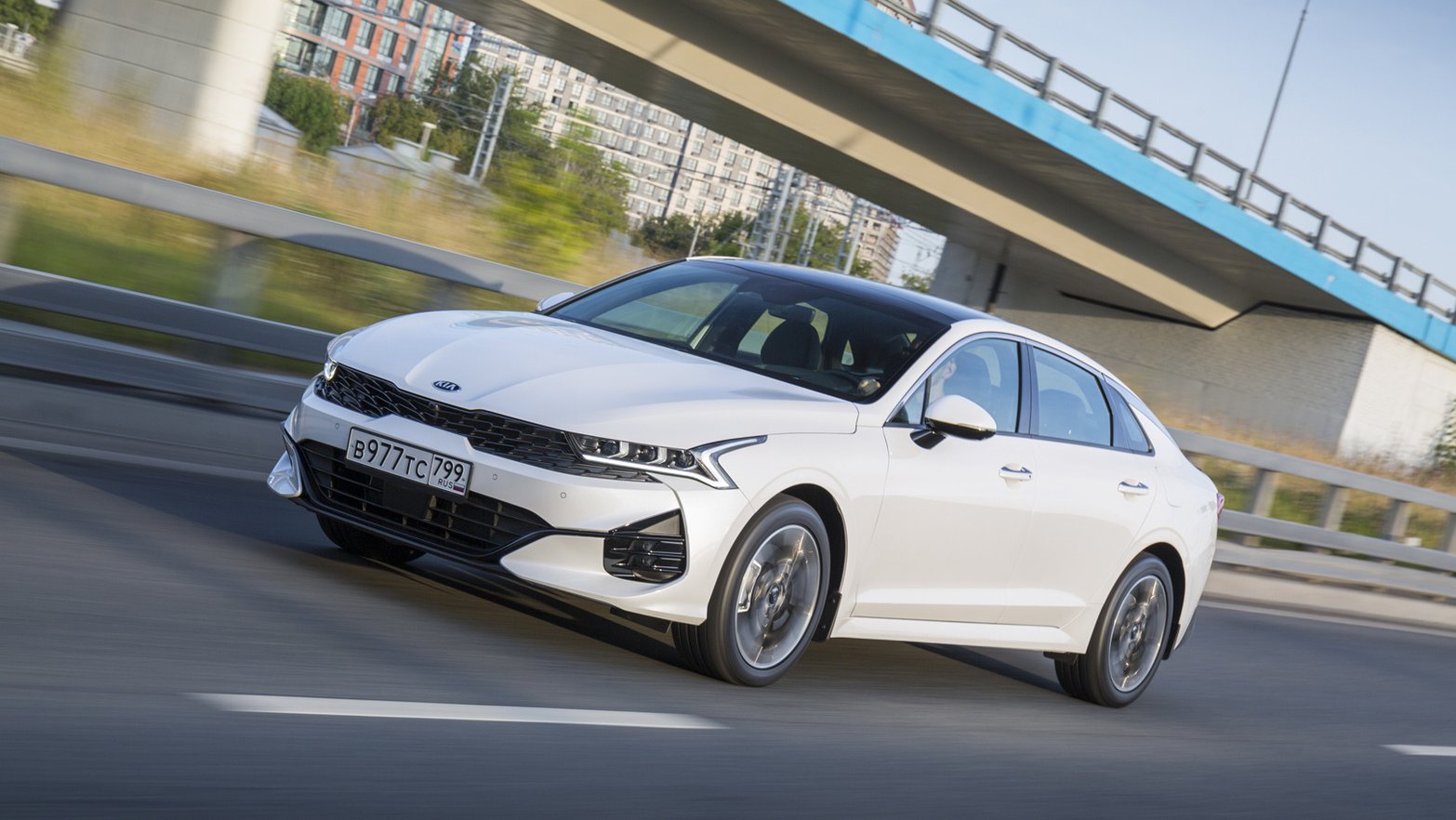 slide image for gallery: 26392 | Kia K5