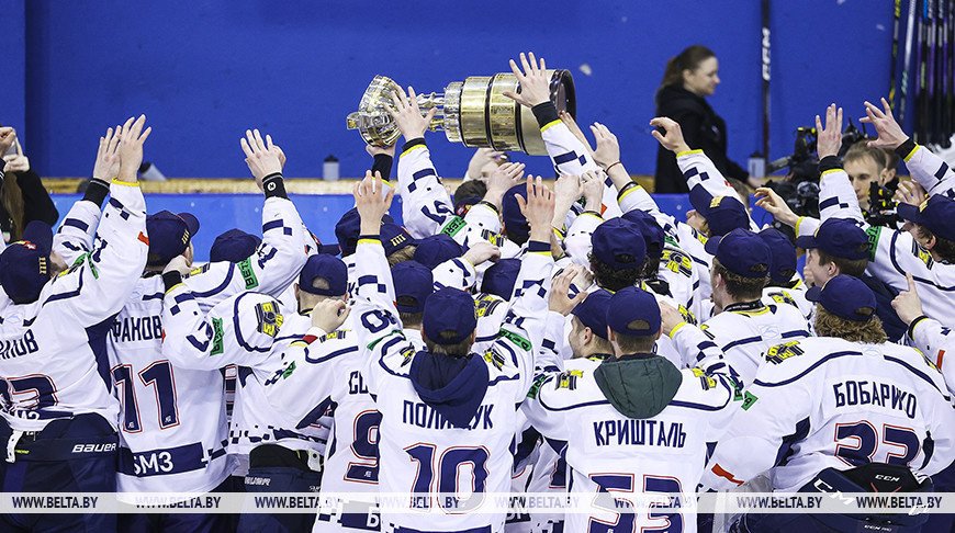 Хоккеисты «Металлурга» в третий раз подряд завоевали Кубок Президента