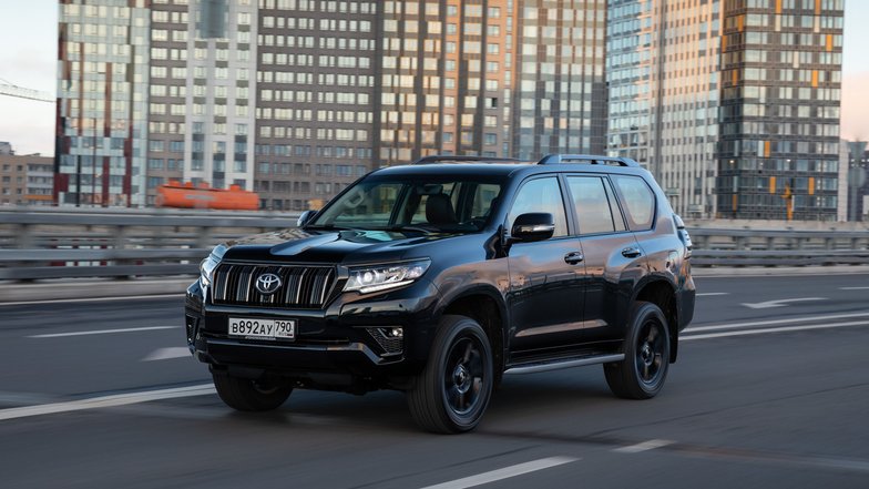 slide image for gallery: 26790 | Land Cruiser Prado