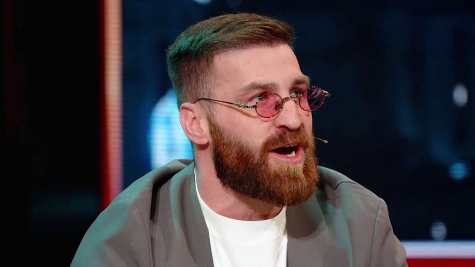 Анатолий Надратовский в телешоу «Шоу Воли» Анатолий Надратовский в телешоу «Шоу Воли»