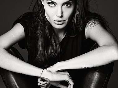 Slide image for gallery: 3889 | Комментарий «Леди Mail.Ru»: Анджелина Джоли для Elle US