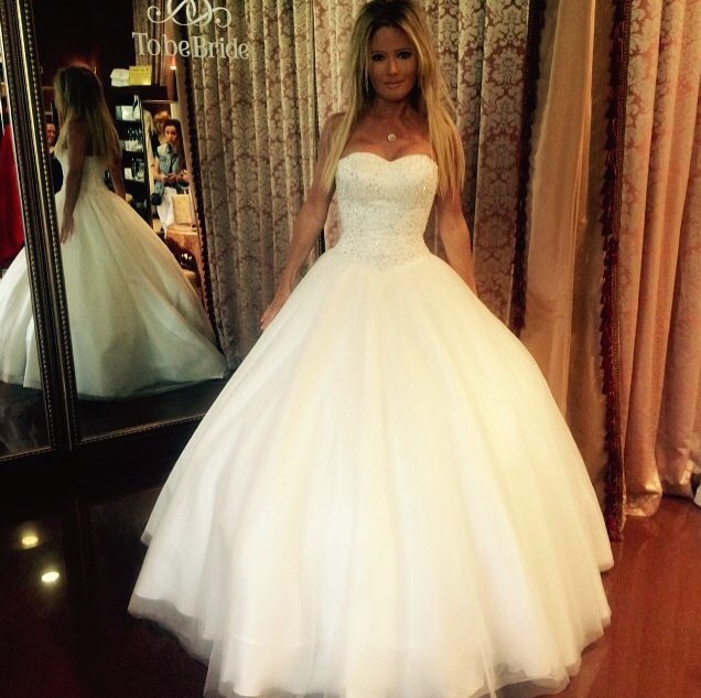Борисова выложила фото в свадебном платье и сообщила, что вышла замуж