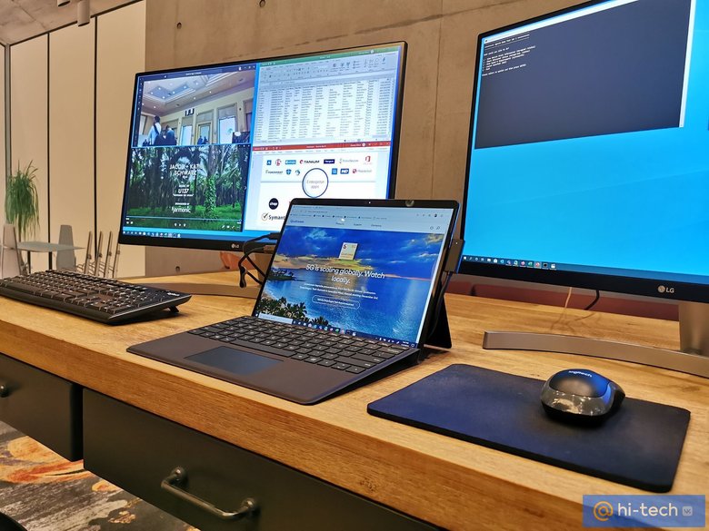 Демонстрация производительности. Microsoft Surface Pro X с чипсетом Snapdragon 8cx передает изображение и видеоконференцию в реальном времени на два 4К монитора