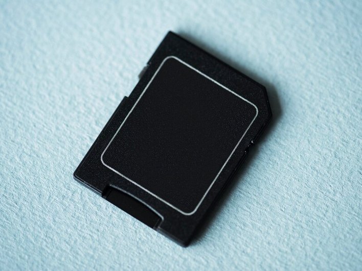 MicroSD карта памяти MicroSD карта памяти