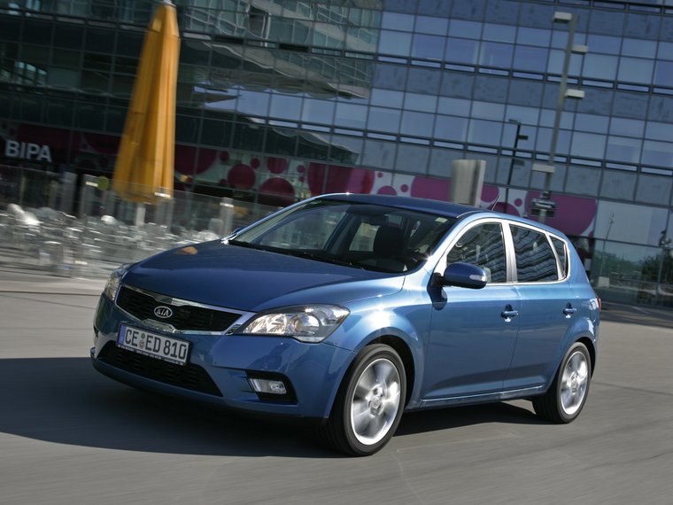 Kia Ceed (1 поколение)