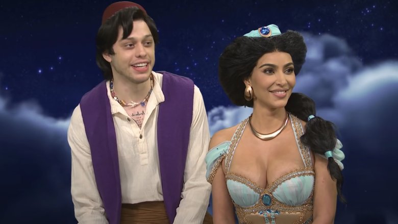 Ким Кардашьян и Пит Дэвидсон в передаче Saturday Night Live. Фото: legion-media.ru