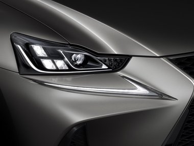 slide image for gallery: 21388 | Lexus IS