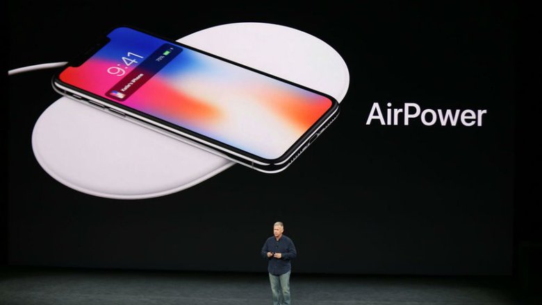 Air Power (2017 год, на презентации iPhone X).