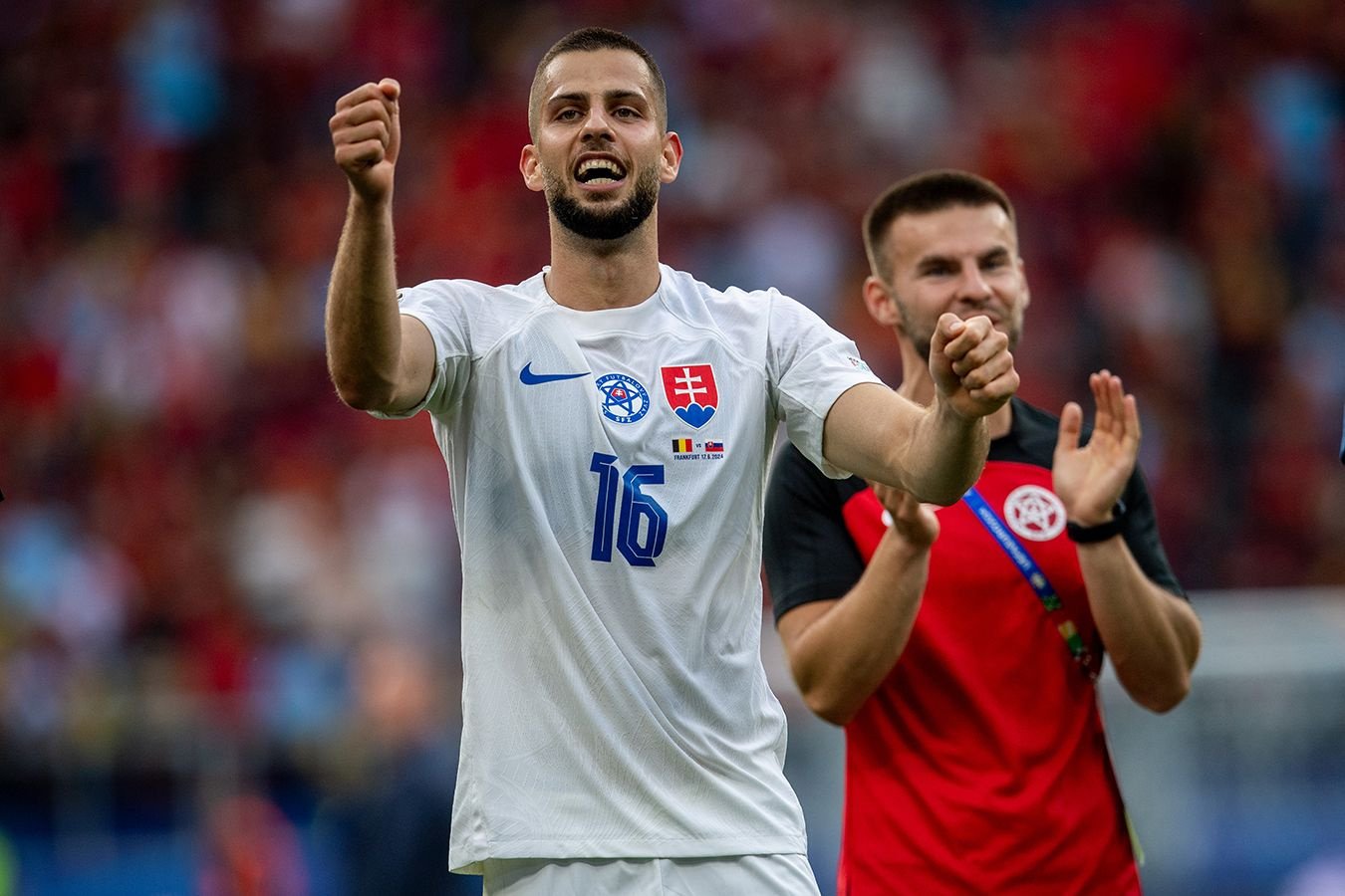 «Умеет делать на поле почти всё». Звезду сборной Словакии после Евро ждут в топ-клубе