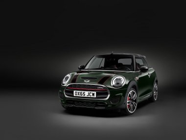 slide image for gallery: 19863 | Mini Cooper JCW Convertible