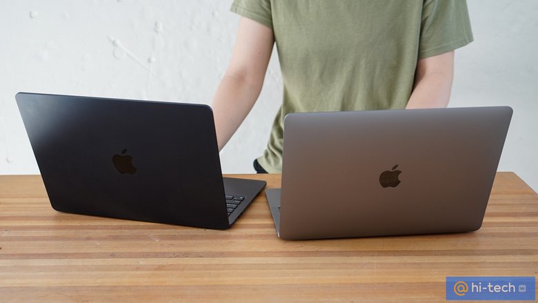 Слева MacBook Air (M2), справа MacBook Air (M1)
