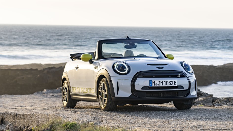 Электрический кабриолет был представлен только как прототип MINI Cooper SE Convertible