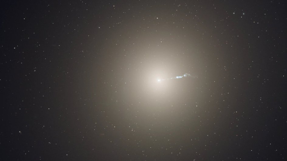 Изображение галактики M87 Изображение галактики M87