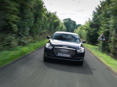 slide image for gallery: 23214 | Genesis G90