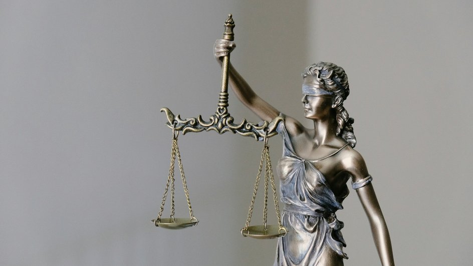 Символы правосудия в День следователя Символы правосудия в День следователя