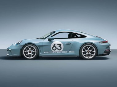 Porsche 911 S/T в статике