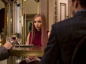 Кадр из сериала Убивая Еву