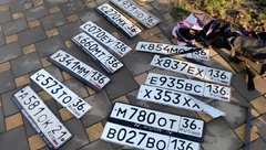 Водители ищут унесённые ливнями госзнаки