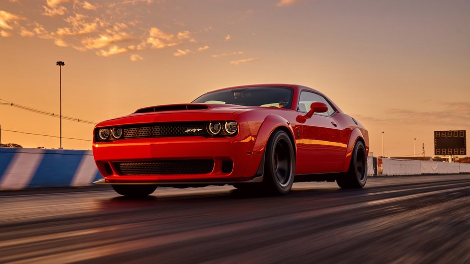  Dodge Challenger SRT