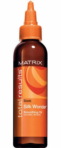 Разглаживающее масло Total Results Sleek Silk Wonder Smoothing Oil, Matrix, 600 руб.