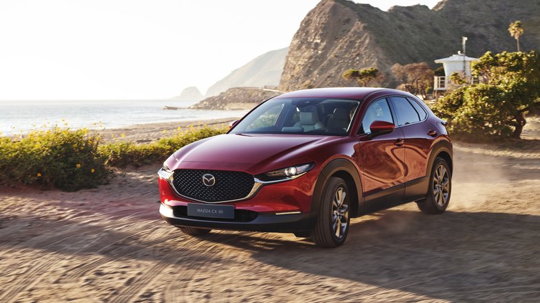 slide image for gallery: 26995 | Mazda CX-30