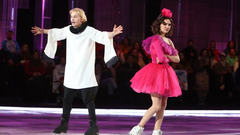 Даня Милохин и Евгения Медведева в шоу «Ледниковый период»
