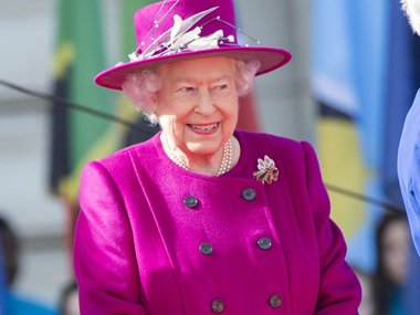 Slide image for gallery: 14838 | Розовые наряды королевы Елизаветы