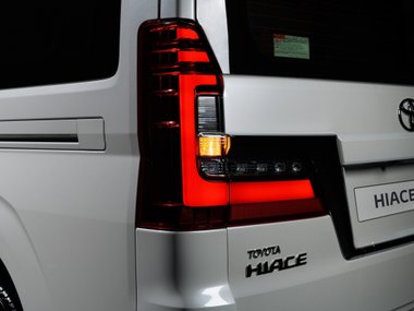 Toyota Hiace VIP