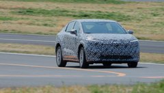 Со сменой поколения электрический Nissan Leaf станет мощнее