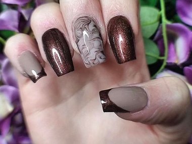 Глянцевый френч. Фото из аккаунта Premier.gel Глянцевый френч. Фото из аккаунта Premier.gel