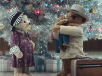 Content image for: 498517 | Лондонский аэропорт снял рождественский ролик о любви двух плюшевых медведей