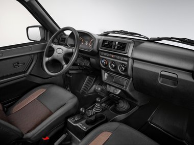 slide image for gallery: 25438 | Lada 4x4