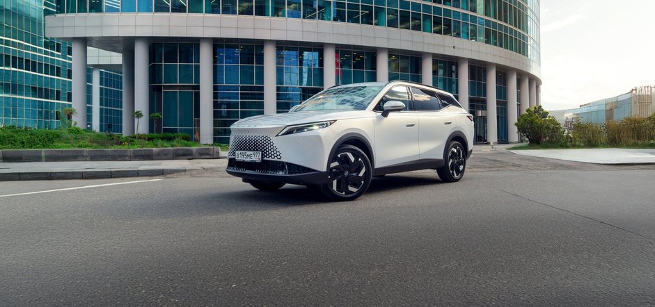 Omoda C7