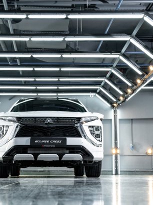 slide image for gallery: 27930 | Mitsubishi Eclipse Cross