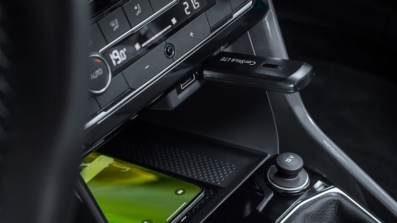slide image for gallery: 24246 | Volkswagen T-Cross