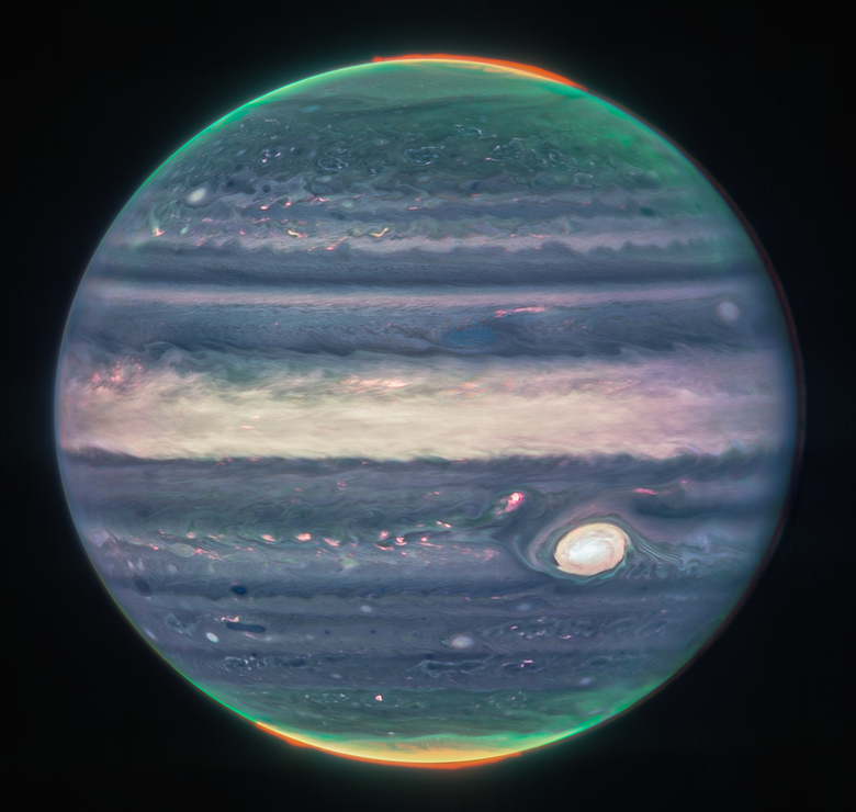 Составное изображение Юпитера Webb NIRCam с тремя фильтрами — F360M (красный), F212N (желто-зеленый) и F150W2 (голубой). Источник: NASA, ESA, CSA, Jupiter ERS Team