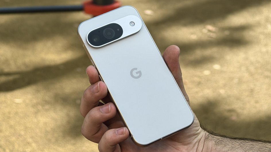 Смартфон Google Pixel 9