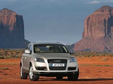 slide image for gallery: 24705 | Audi Q7