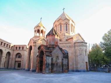 slide image for gallery: 27734 | Лучшие автомобильные маршруты по Армении 02