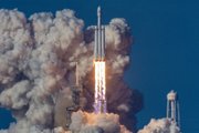 Первый взлет ракеты SpaceX Falcon Heavy