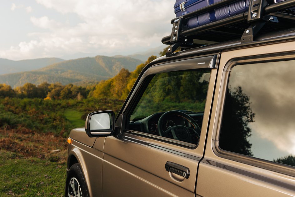 Lada Niva Roof Tent