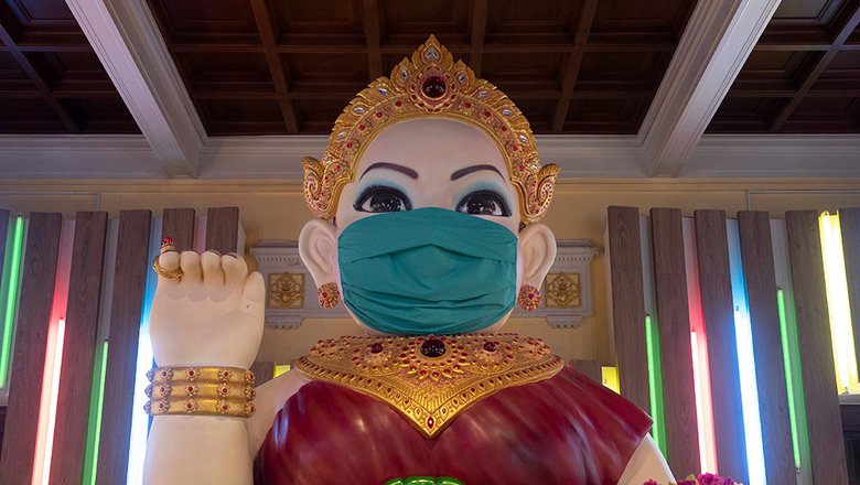 Статуя богини Нанг Квак в музее Сиама в Бангкоке