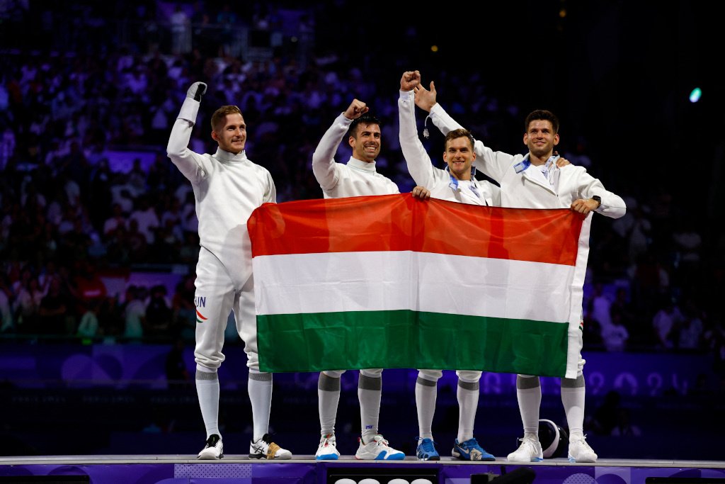 Венгерские фехтовальщики стали олимпийскими чемпионами в категории командная шпага