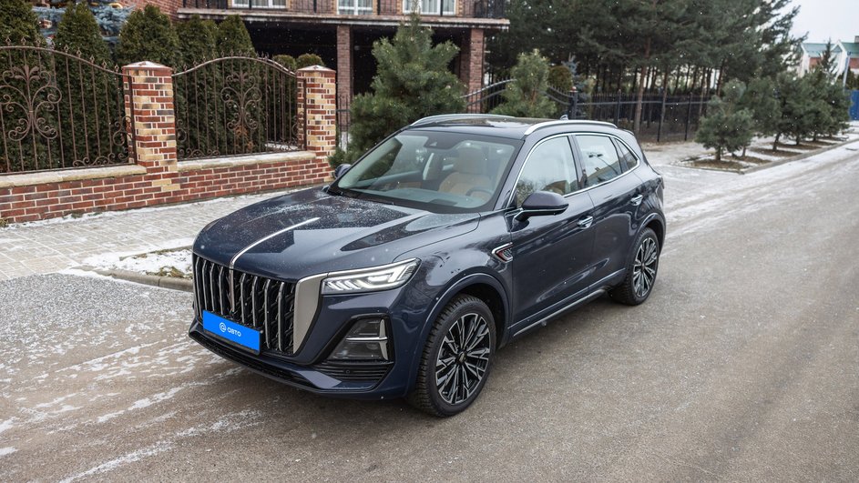 Тест-драйв Hongqi HS5 Тест-драйв Hongqi HS5